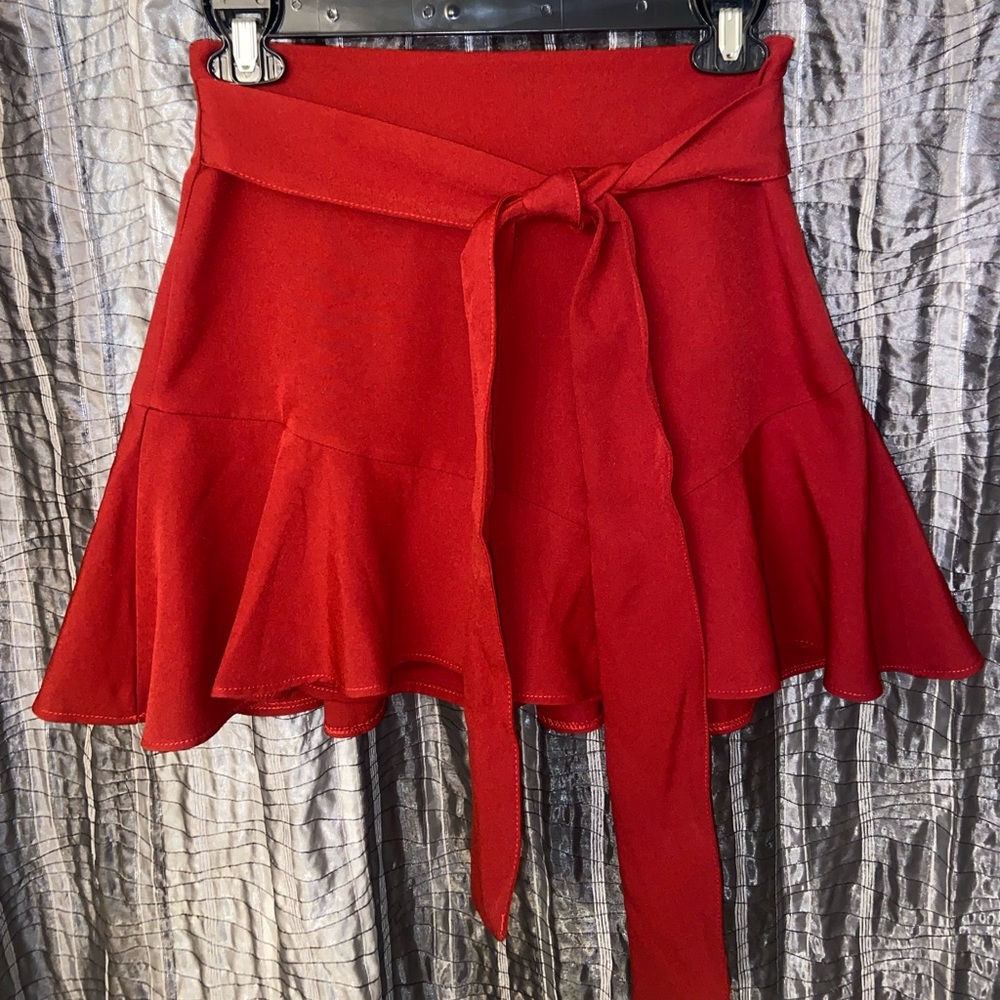 Red skort